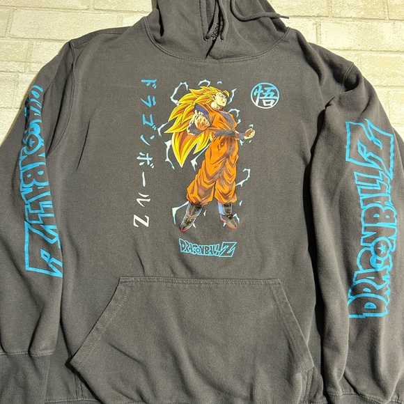 Dragon Ball Z Gray Hoodie - Picture 1 of 6